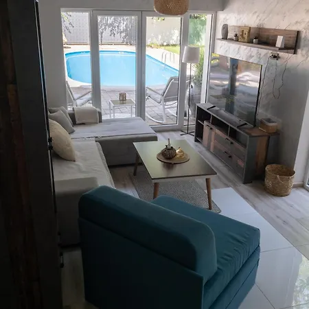 Villa Pescana Tisina Banatski Karlovac