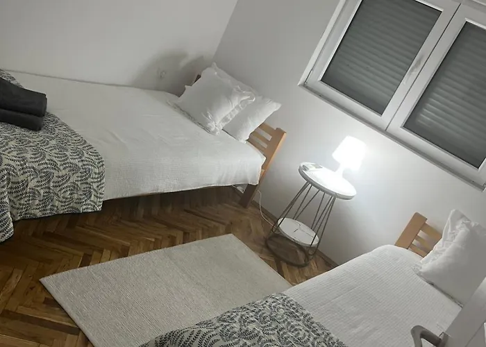 Βίλα Pescana Tisina Banatski Karlovac