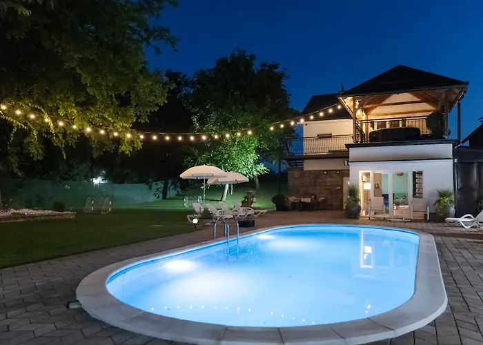 Βίλα Pescana Tisina *